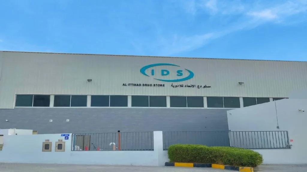 صفقات استحواذ.. مبادلة بايو تضم شركتي الاتحاد للأدوية وجلوبال ميديكال سبلاي تشين لليتها